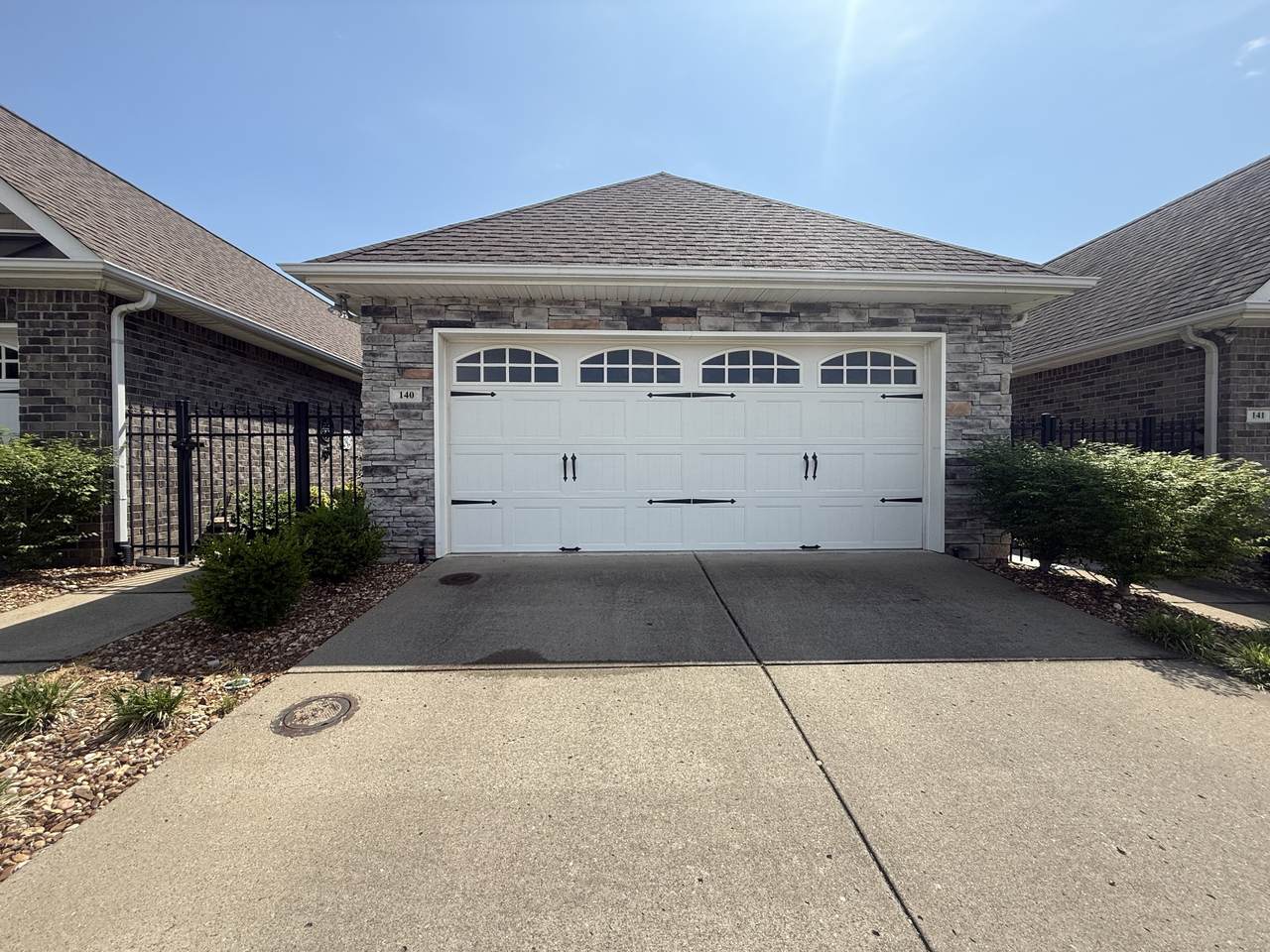 140 Alden Ln - Photo 1