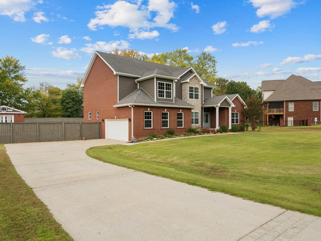 https://bt-photos.global.ssl.fastly.net/nashville/1280_boomver_1_RTC3177837-1.jpg
