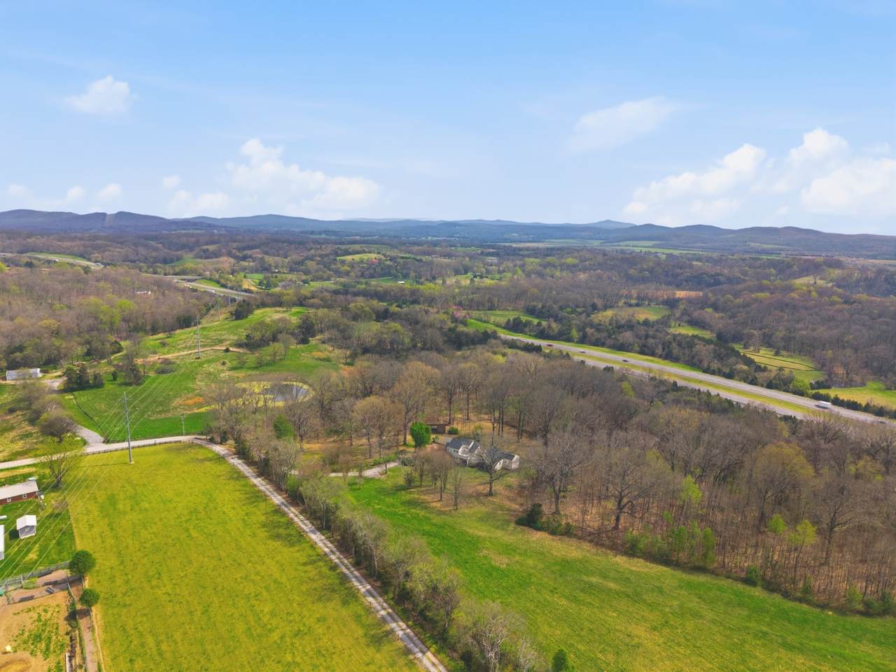 https://bt-photos.global.ssl.fastly.net/nashville/1280_boomver_1_RTC3178066-1.jpg