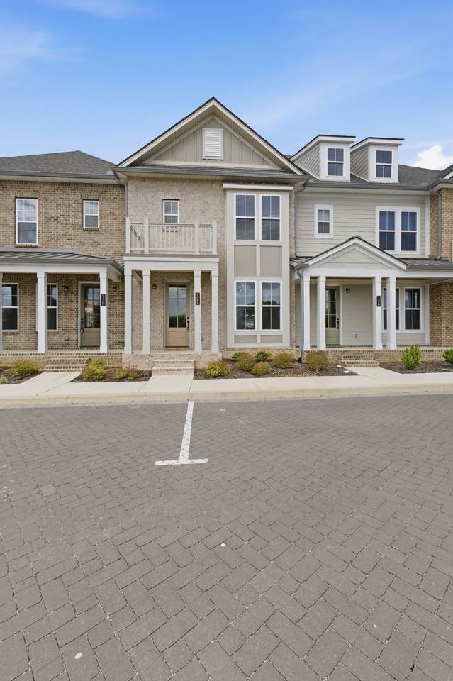 https://bt-photos.global.ssl.fastly.net/nashville/1280_boomver_1_RTC3178085-1.jpg