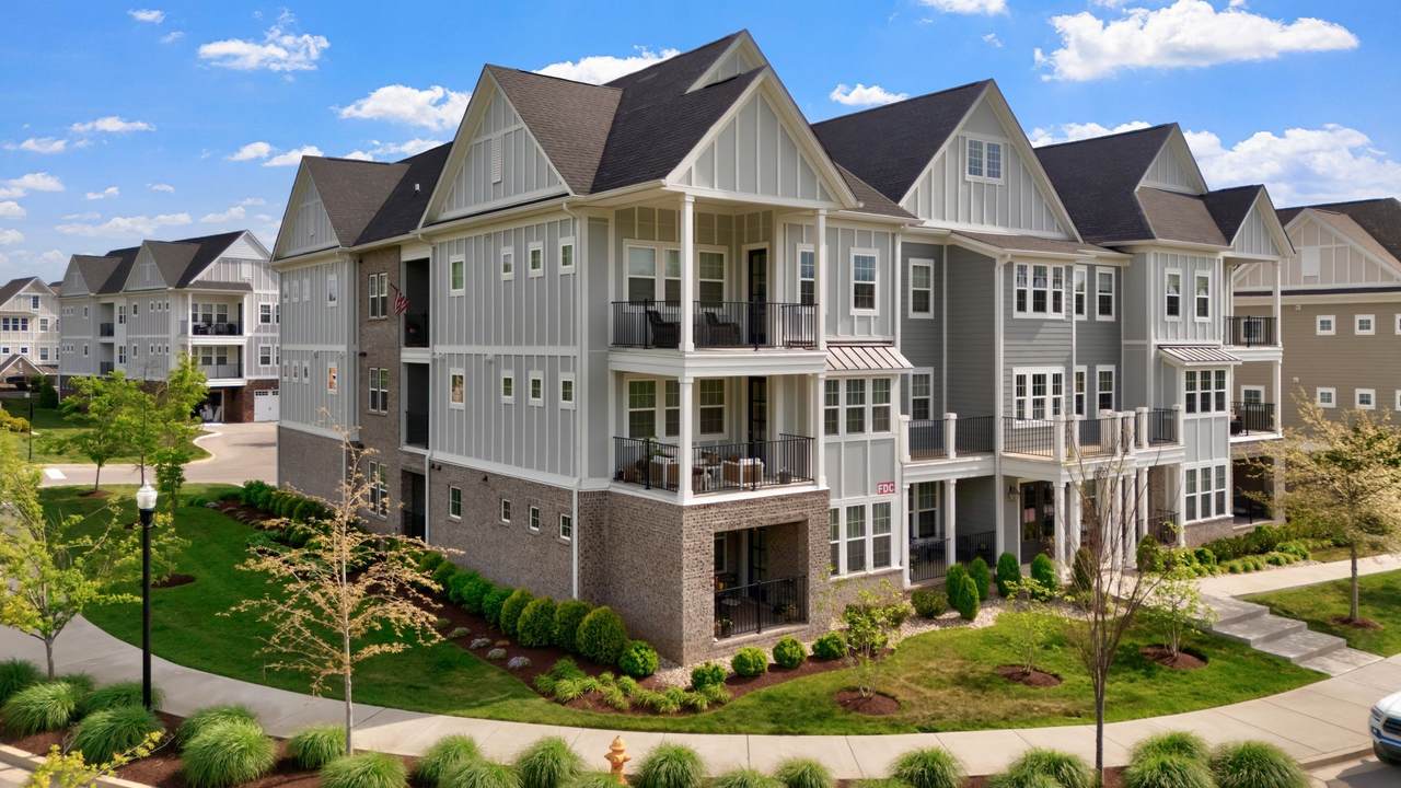 6000 Shadow Green Dr - Photo 1