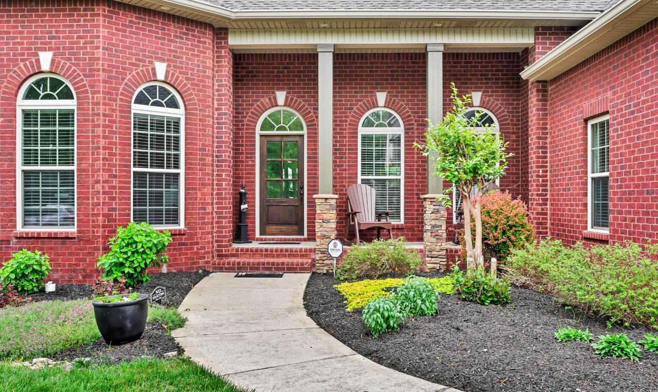 https://bt-photos.global.ssl.fastly.net/nashville/1280_boomver_1_RTC3178126-1.jpg