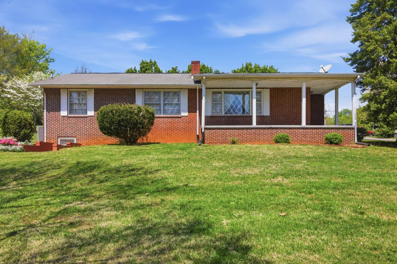 1605 College St - Photo 1