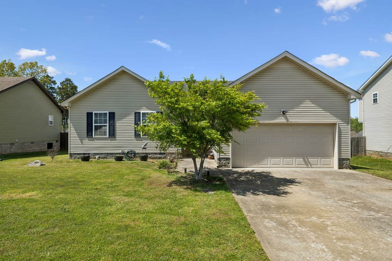 1388 Constitution Dr - Photo 1