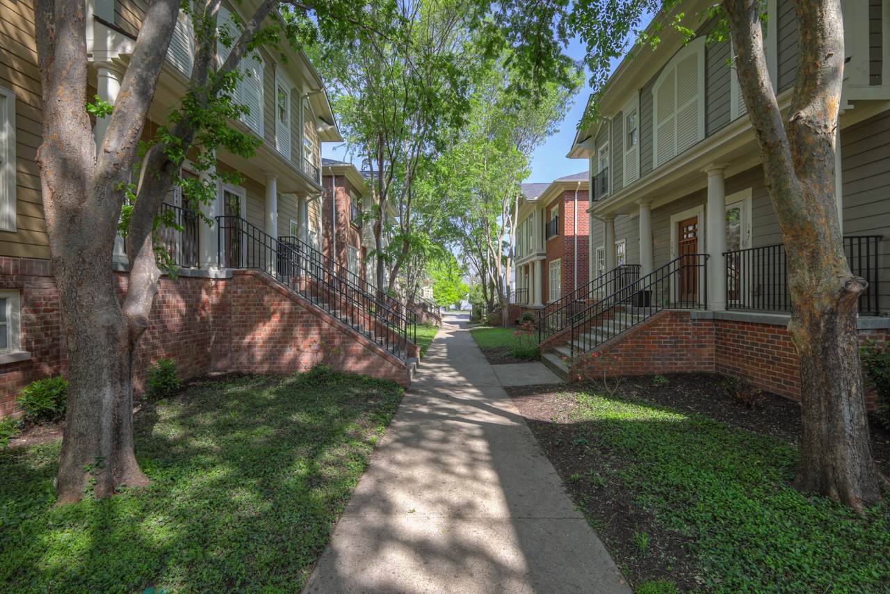 https://bt-photos.global.ssl.fastly.net/nashville/1280_boomver_1_RTC3178994-1.jpg