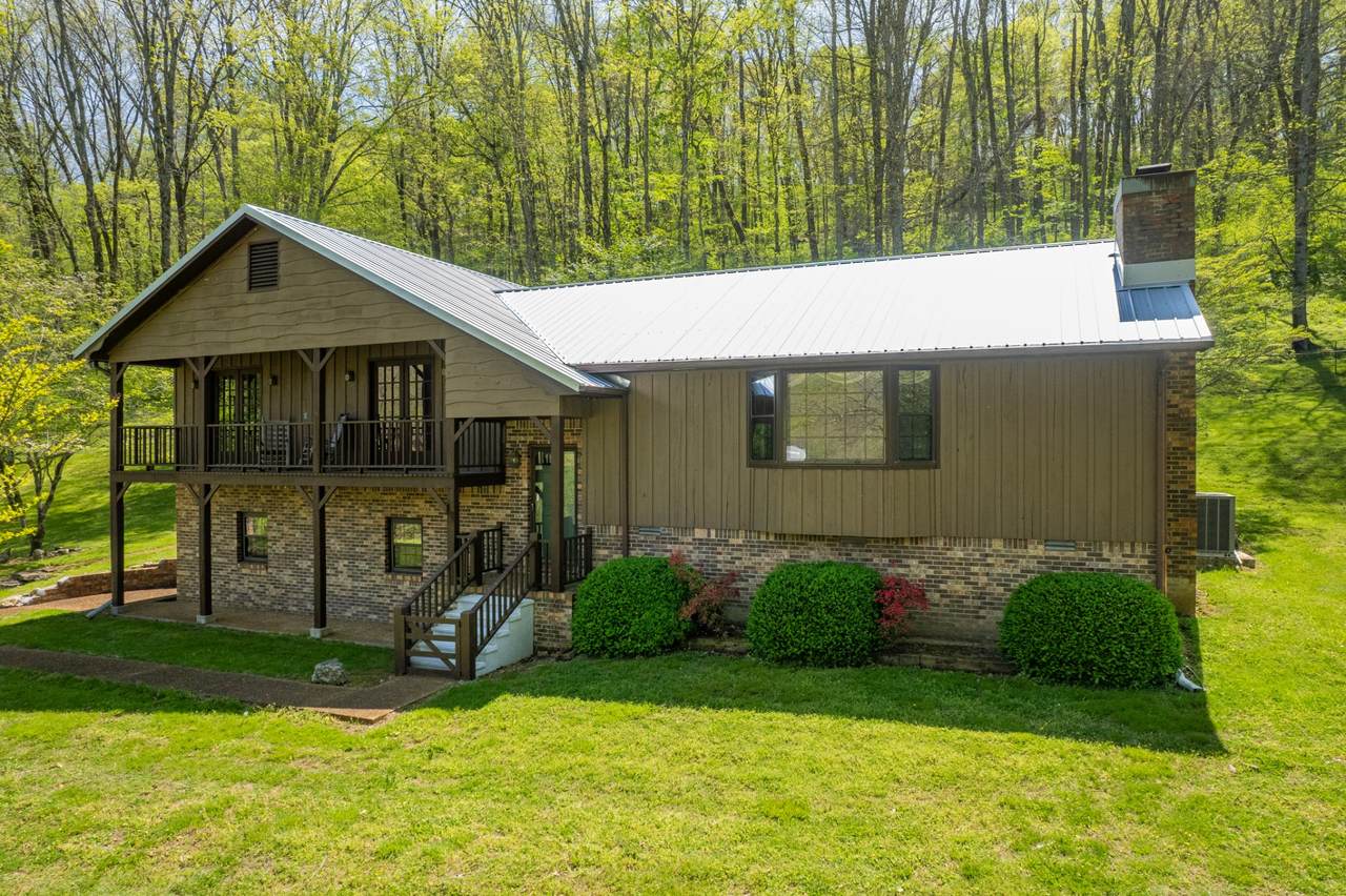 8039 Campbellsville Rd - Photo 1