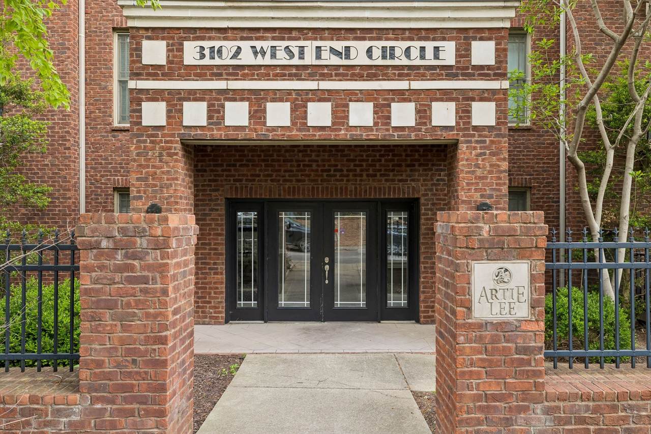 https://bt-photos.global.ssl.fastly.net/nashville/1280_boomver_1_RTC3179232-1.jpg