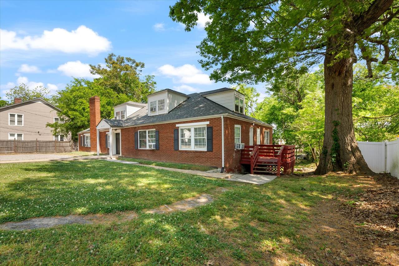 https://bt-photos.global.ssl.fastly.net/nashville/1280_boomver_1_RTC3179883-1.jpg