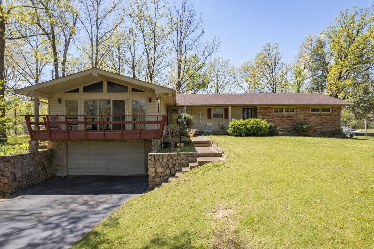 280 E Highland St - Photo 1