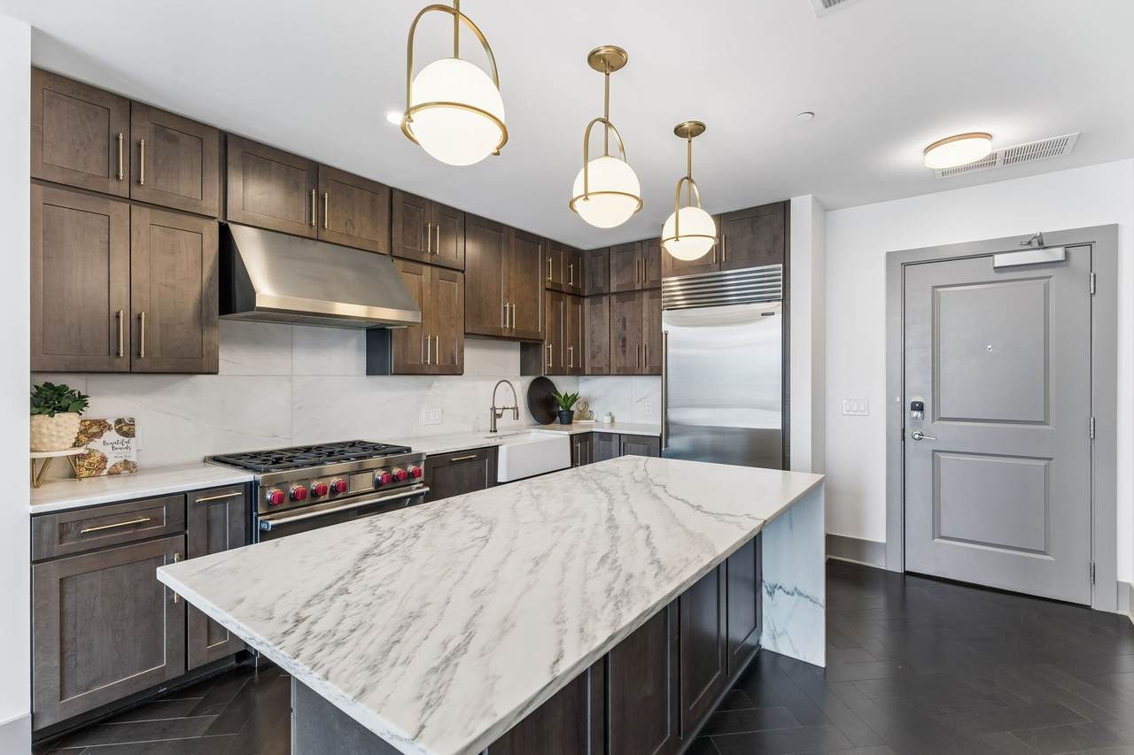 1616 West End Ave - Photo 1