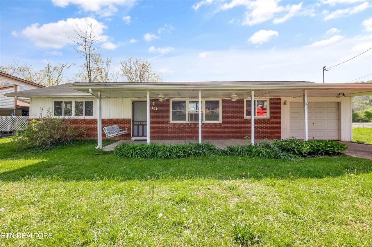 107 Beverly Circle - Photo 1