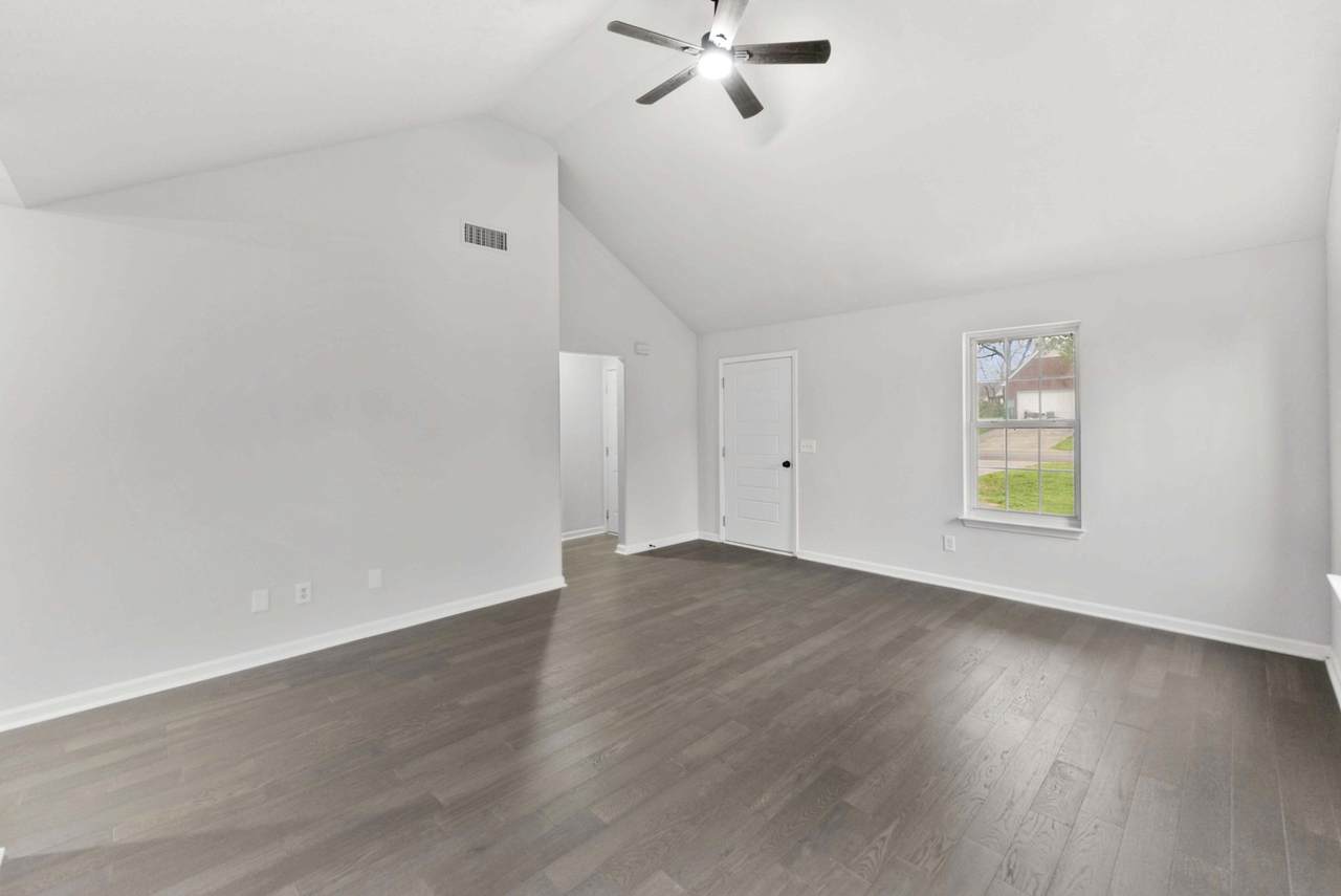 https://bt-photos.global.ssl.fastly.net/nashville/1280_boomver_1_RTC3180617-1.jpg