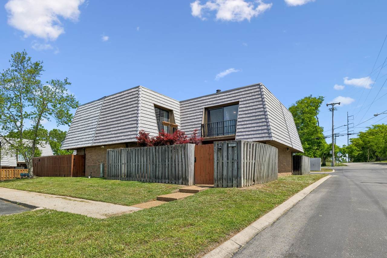 101 Cedarwood Ln - Photo 1