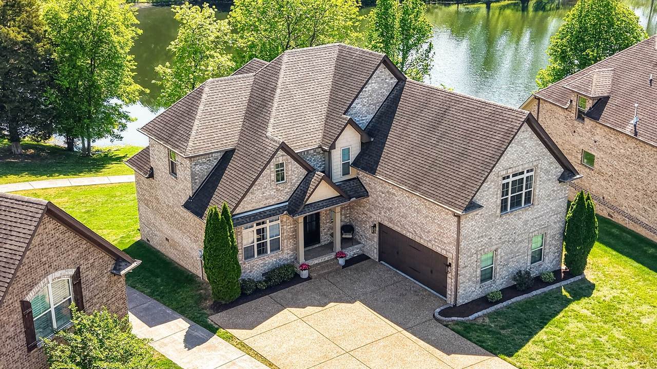 1034 Five Coves Trce - Photo 1