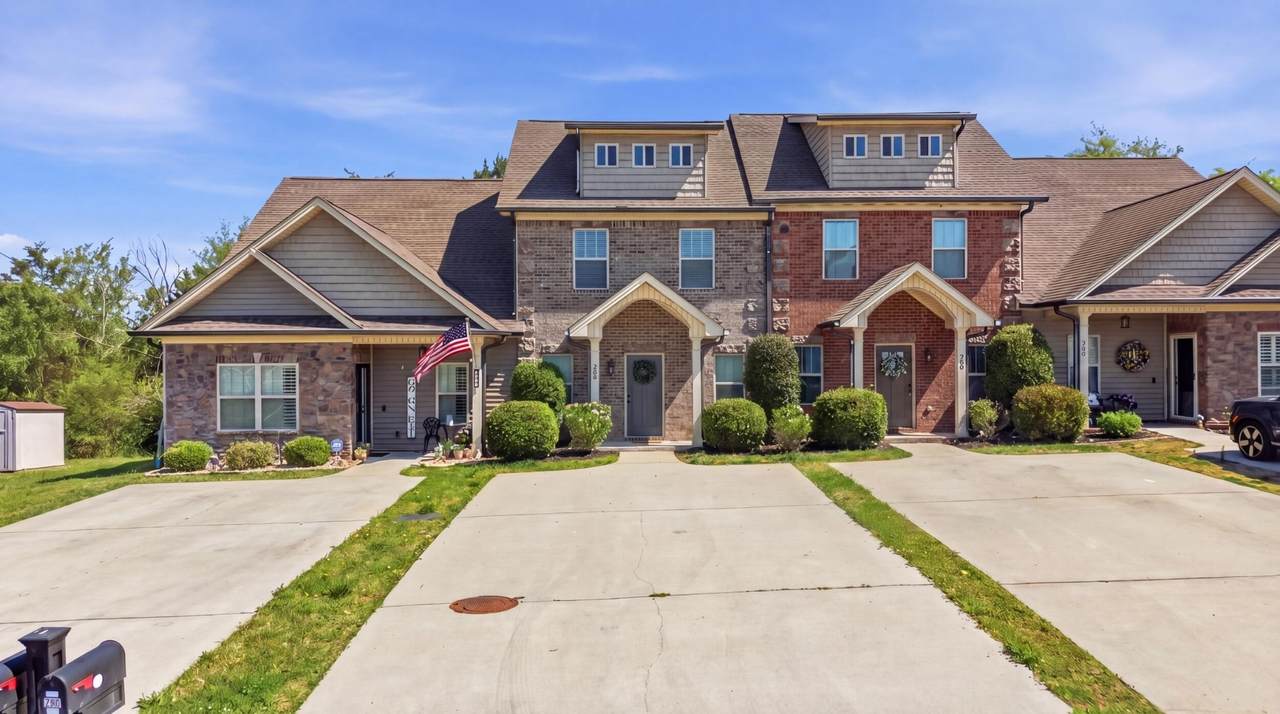 250 Ne Bellingham Drive - Photo 1