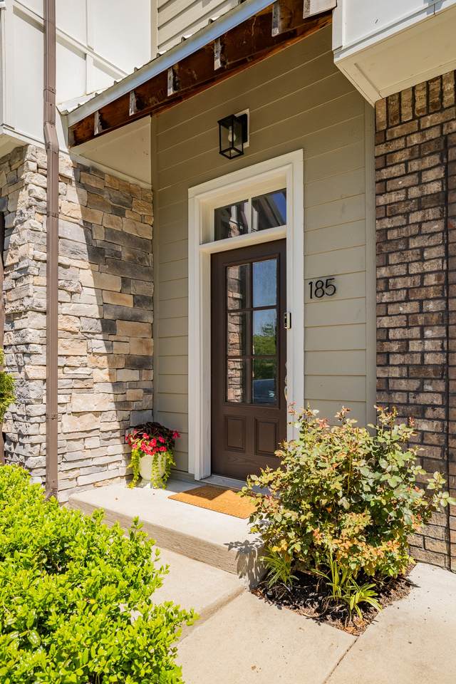 https://bt-photos.global.ssl.fastly.net/nashville/1280_boomver_1_RTC3181952-1.jpg