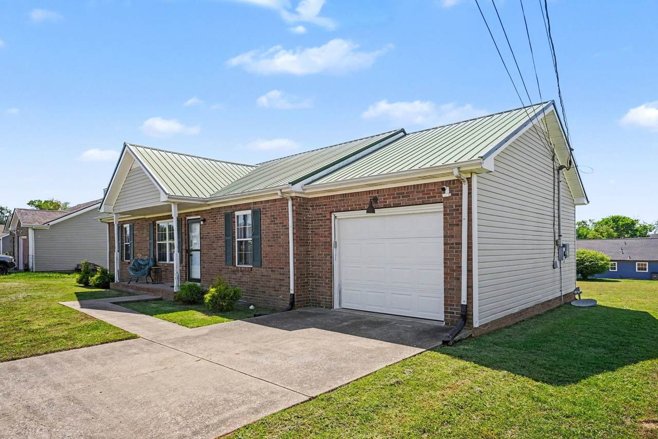 https://bt-photos.global.ssl.fastly.net/nashville/1280_boomver_1_RTC3182047-1.jpg