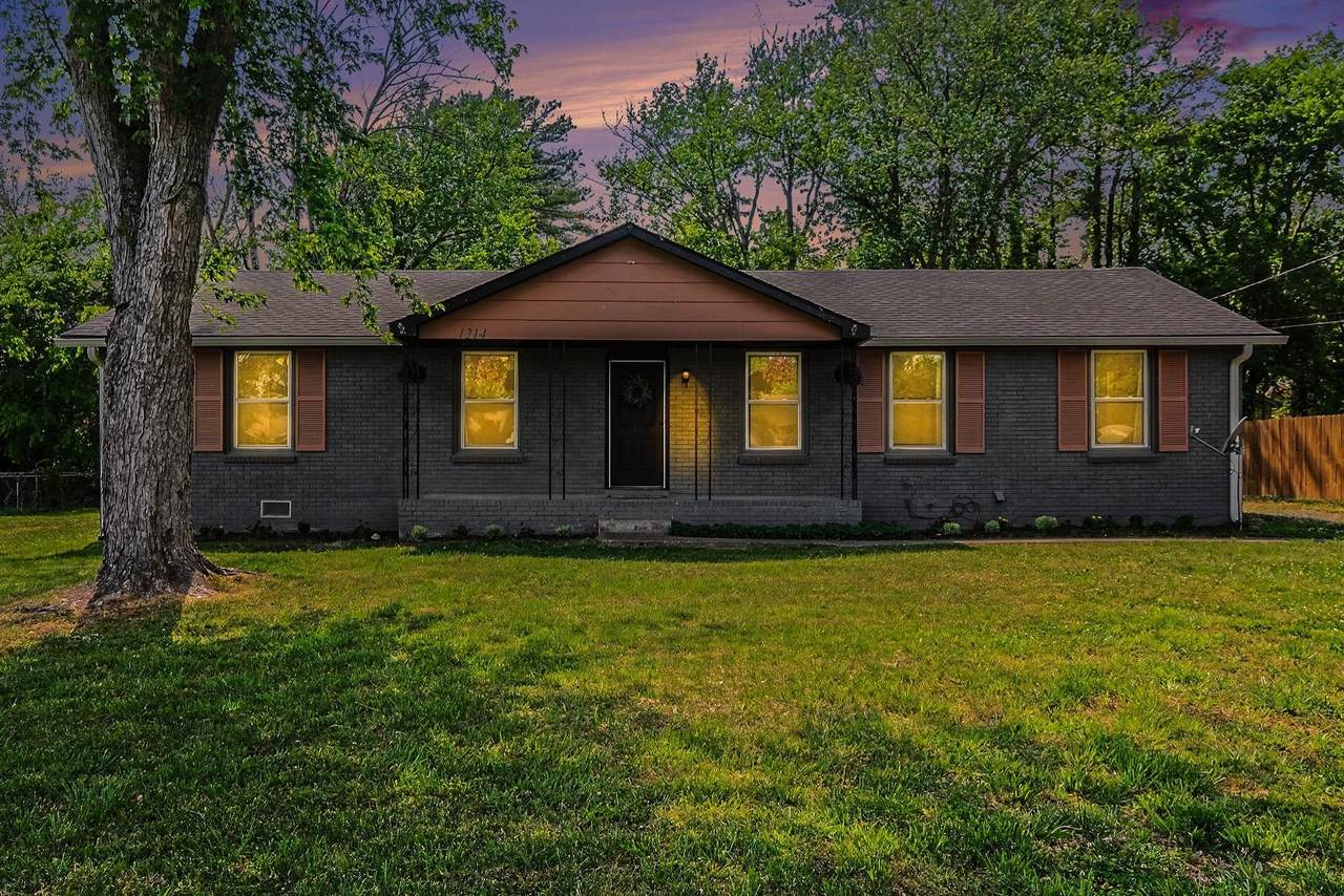 https://bt-photos.global.ssl.fastly.net/nashville/1280_boomver_1_RTC3182169-1.jpg