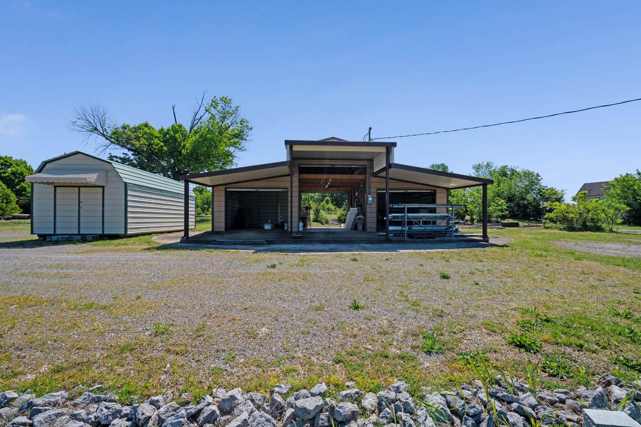https://bt-photos.global.ssl.fastly.net/nashville/1280_boomver_1_RTC3182178-1.jpg