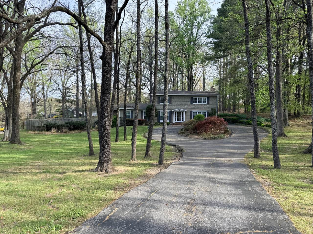 https://bt-photos.global.ssl.fastly.net/nashville/1280_boomver_1_RTC3182389-1.jpg