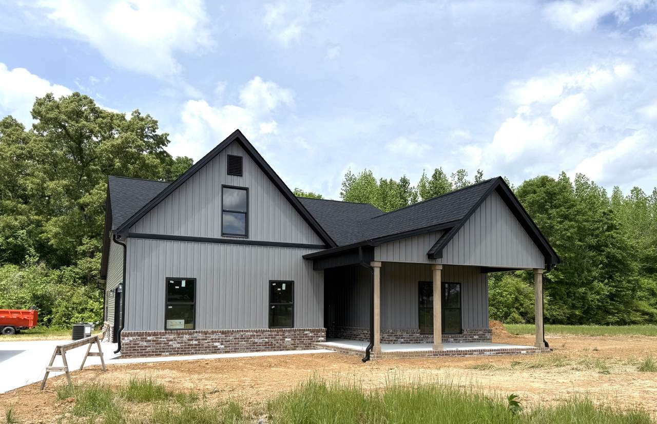 2728 Bains Rd - Photo 1