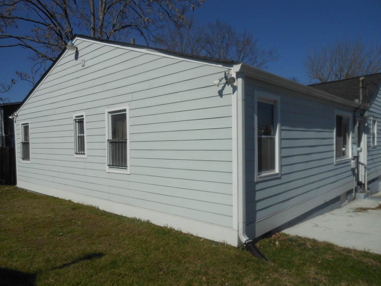 https://bt-photos.global.ssl.fastly.net/nashville/1280_boomver_1_RTC3182630-1.jpg