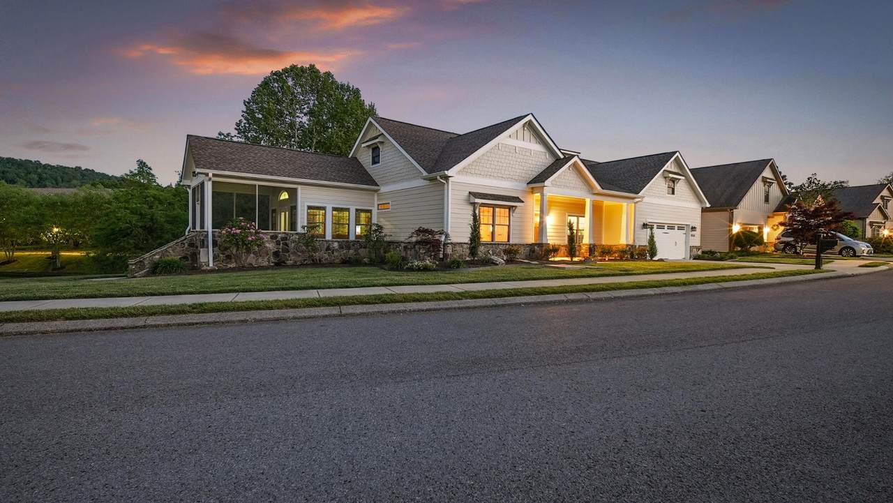 https://bt-photos.global.ssl.fastly.net/nashville/1280_boomver_1_RTC3182651-1.jpg