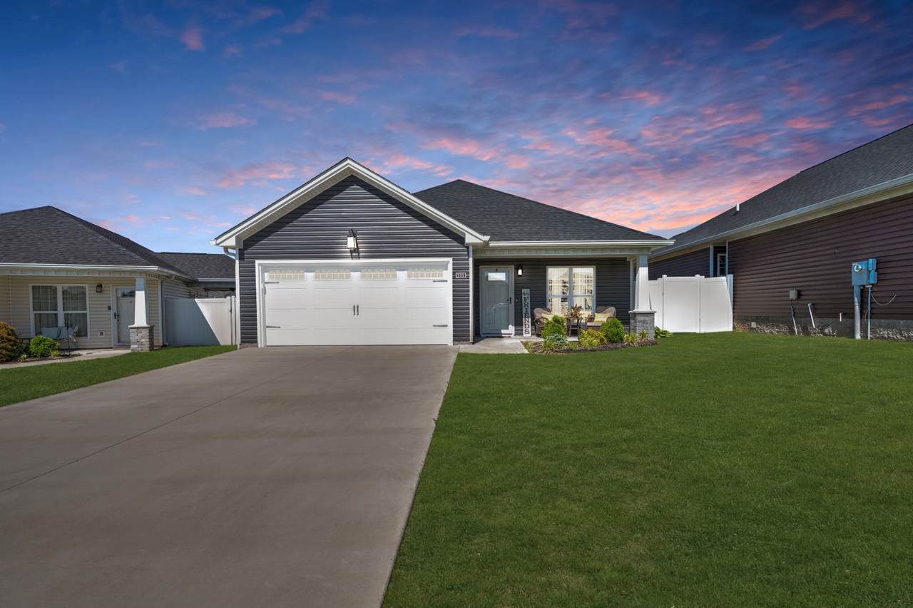 111 War Admiral Ct - Photo 1