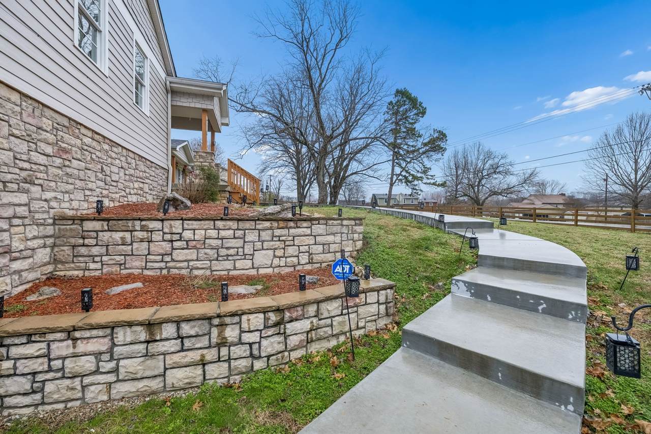 https://bt-photos.global.ssl.fastly.net/nashville/1280_boomver_1_RTC3183106-1.jpg