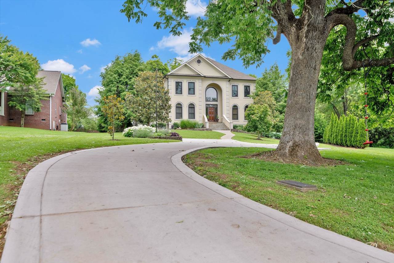 https://bt-photos.global.ssl.fastly.net/nashville/1280_boomver_1_RTC3183153-1.jpg