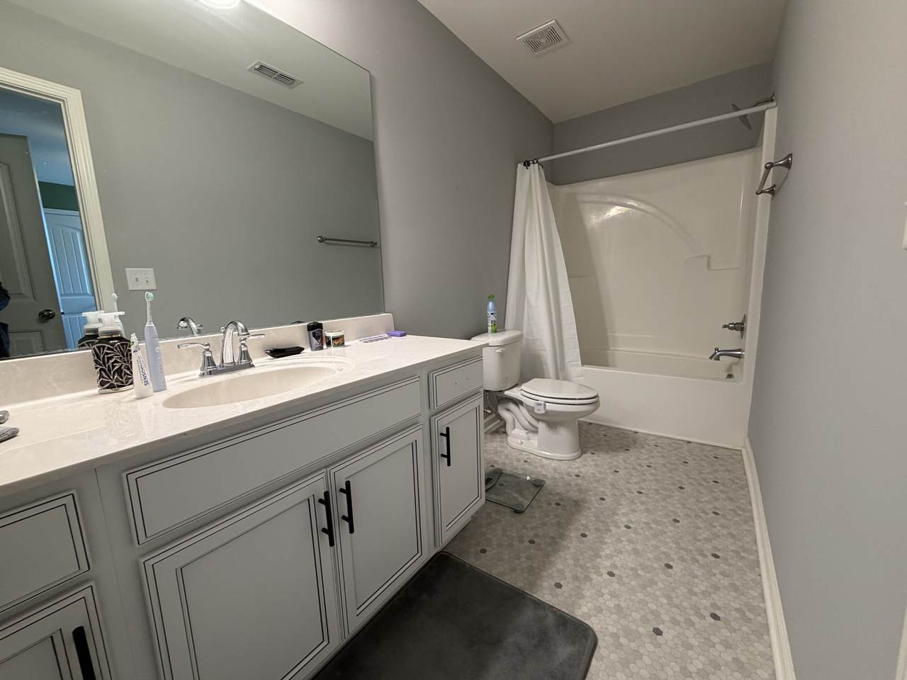 https://bt-photos.global.ssl.fastly.net/nashville/1280_boomver_1_RTC3183175-1.jpg