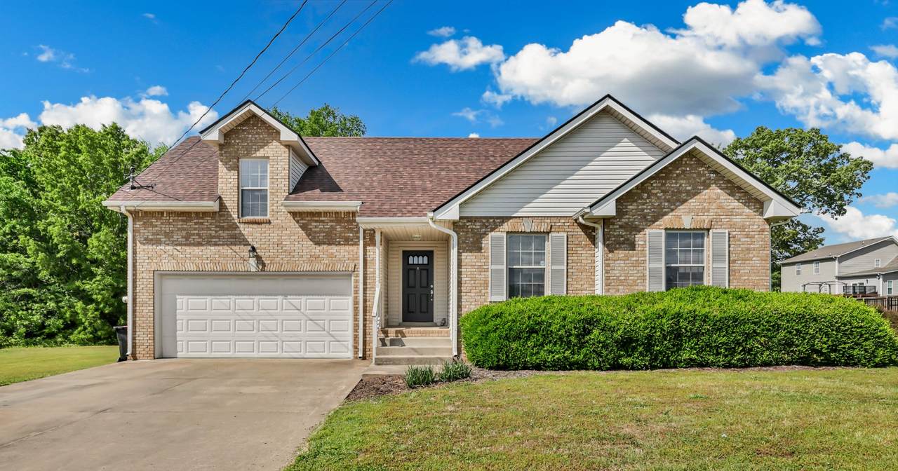 3393 Endsworth Dr - Photo 1