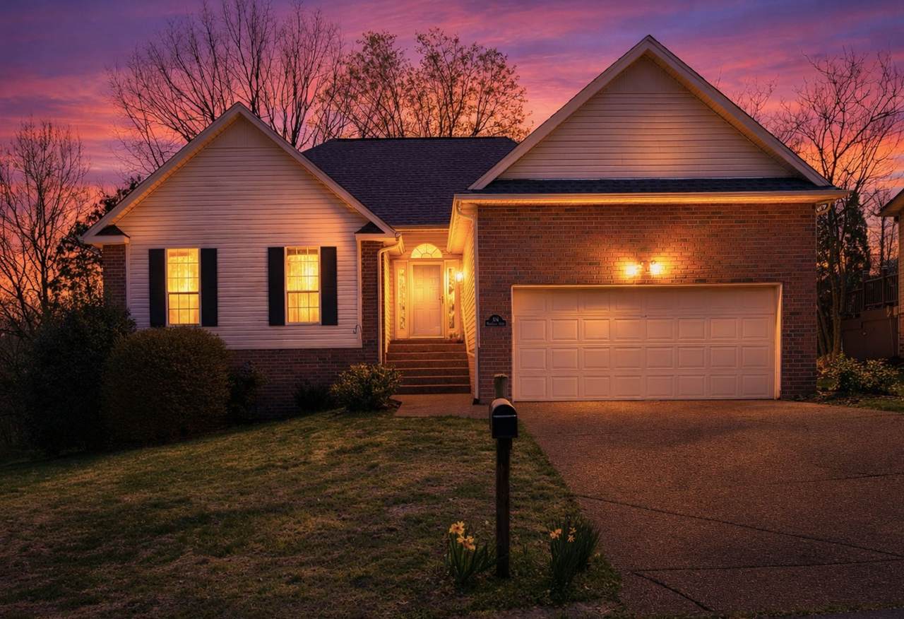 104 Woodfield Ct - Photo 1