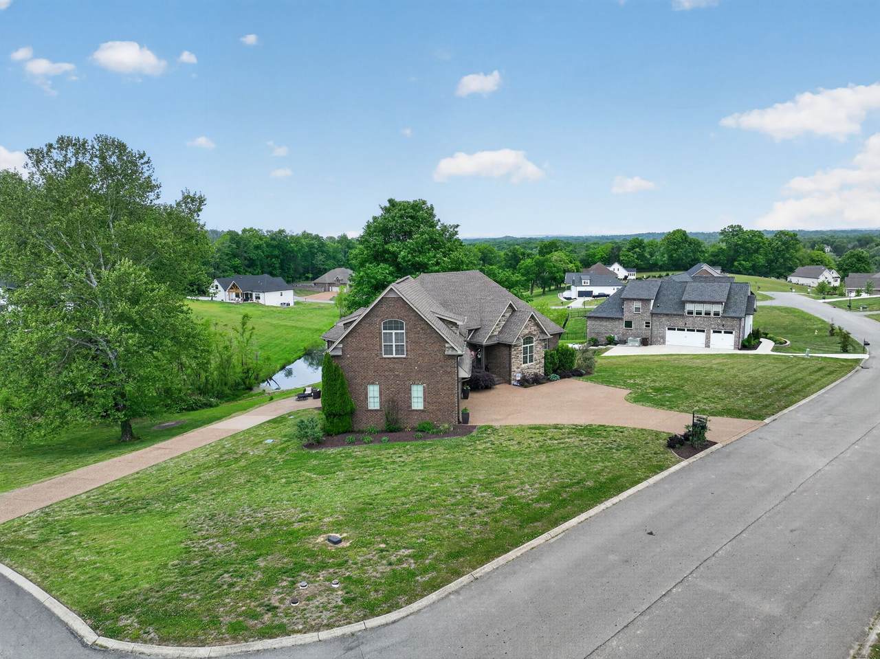 https://bt-photos.global.ssl.fastly.net/nashville/1280_boomver_1_RTC3183373-1.jpg