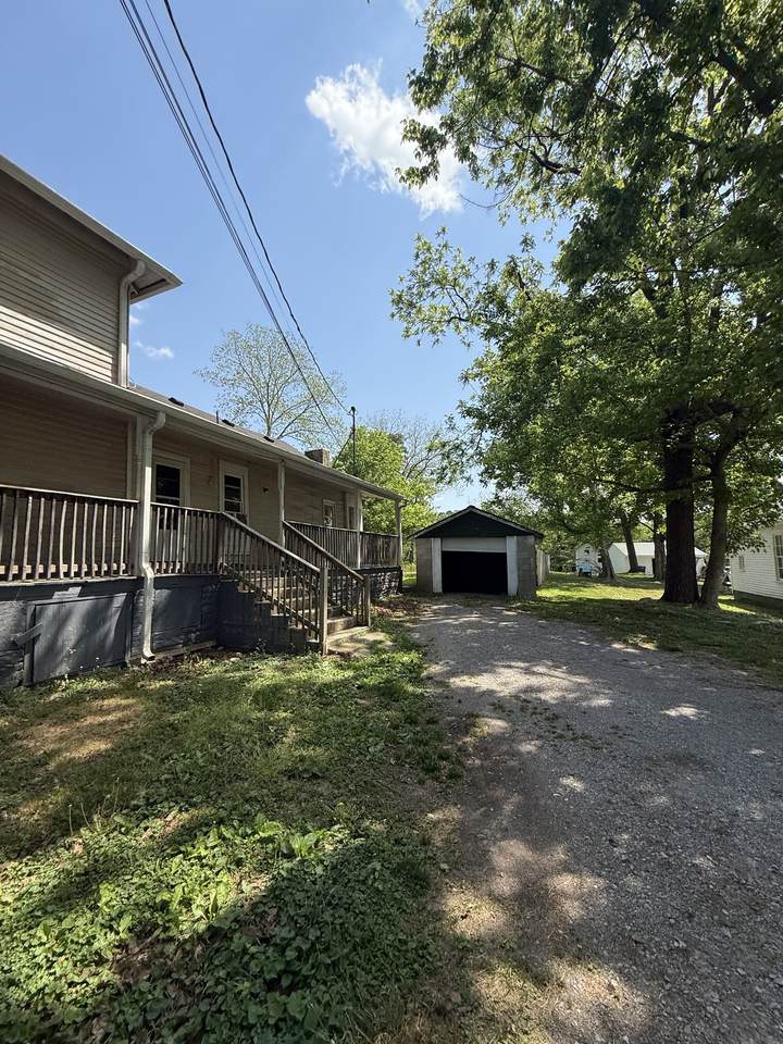 https://bt-photos.global.ssl.fastly.net/nashville/1280_boomver_1_RTC3183393-1.jpg
