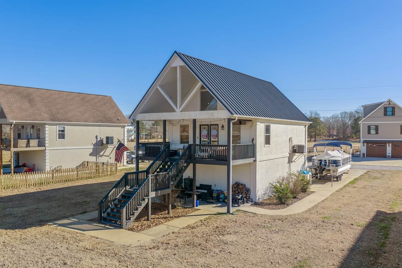 https://bt-photos.global.ssl.fastly.net/nashville/1280_boomver_1_RTC3183457-1.jpg