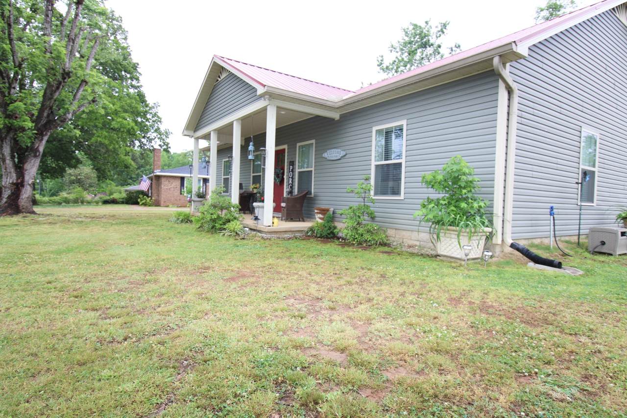 110 Goodman St - Photo 1