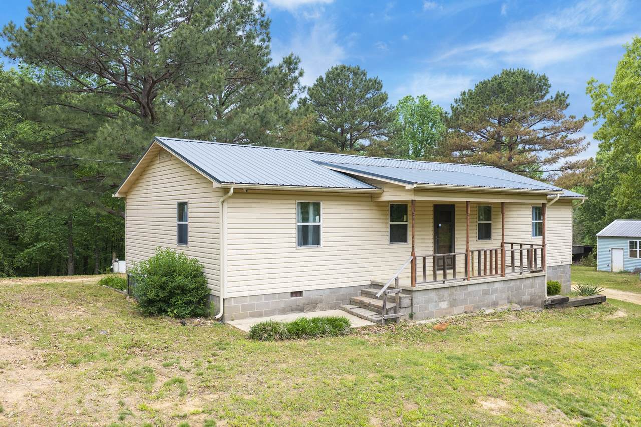 2827 Chapel Hill Rd - Photo 1