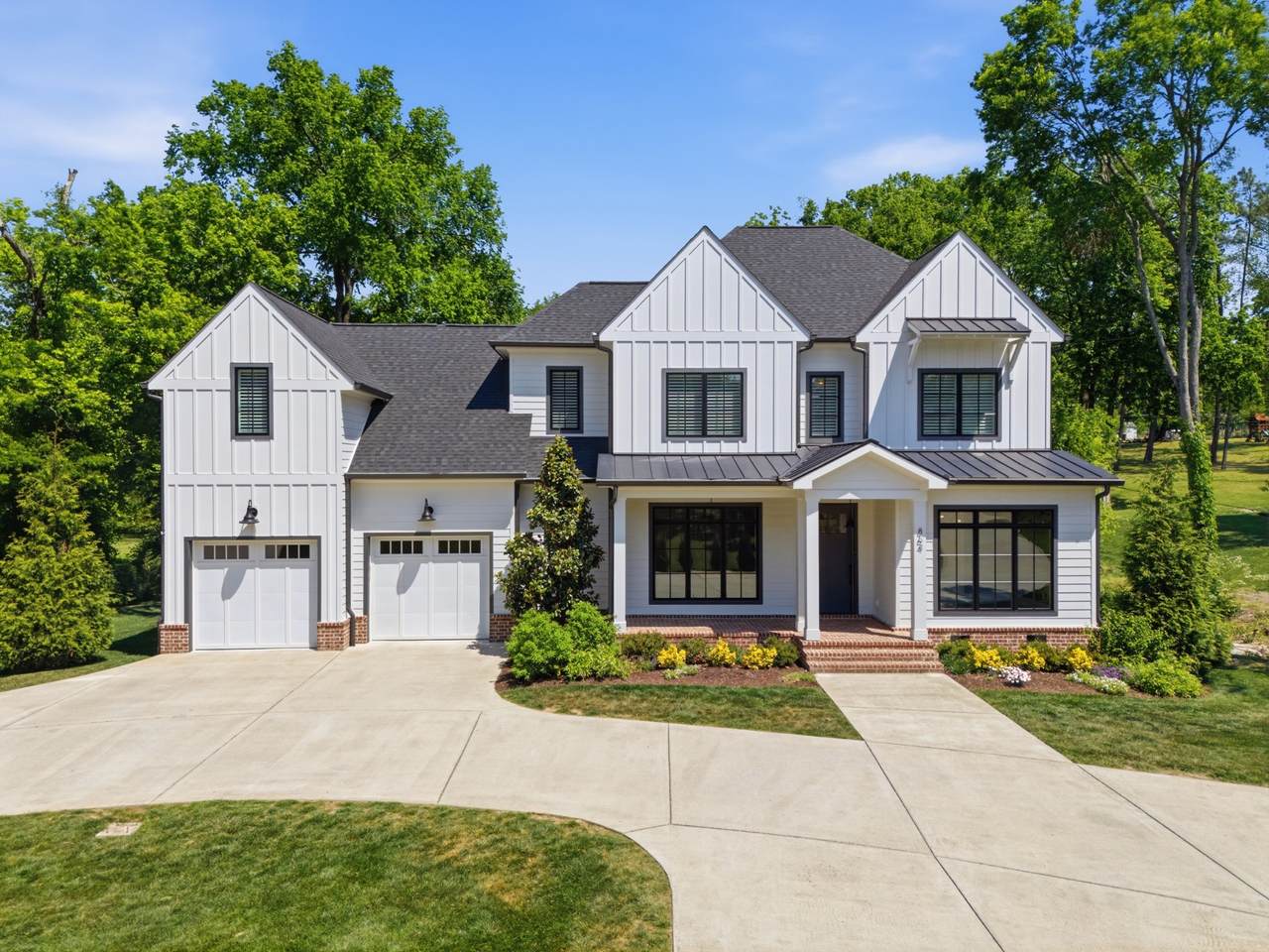 864 Battery Ln - Photo 1