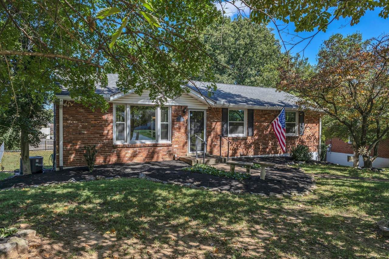 https://bt-photos.global.ssl.fastly.net/nashville/1280_boomver_1_RTC3183912-1.jpg