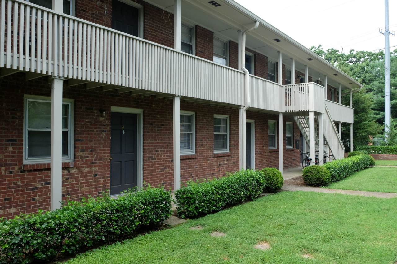 2540 Sharondale Dr - Photo 1