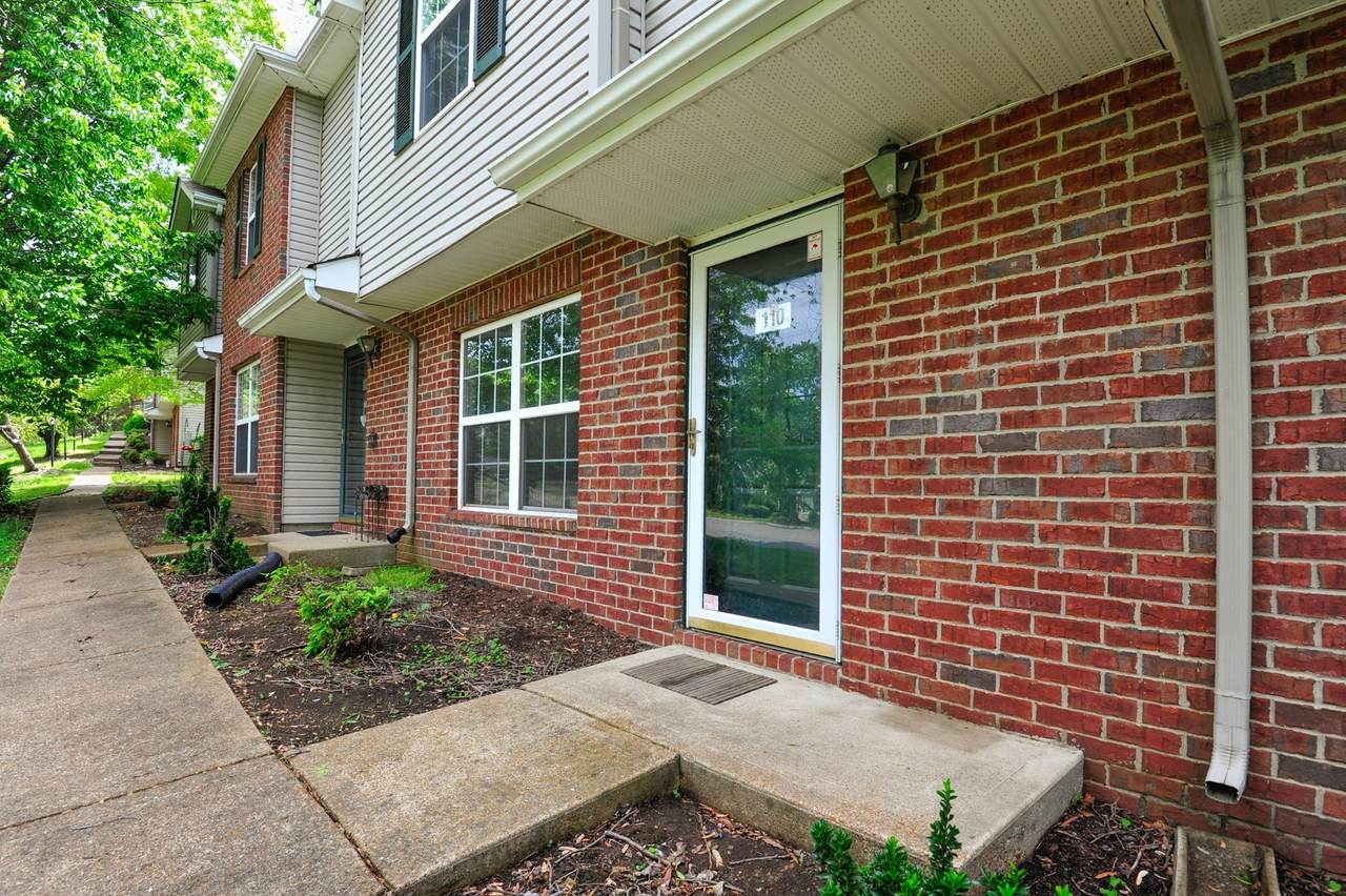 110 Waterview Dr - Photo 1