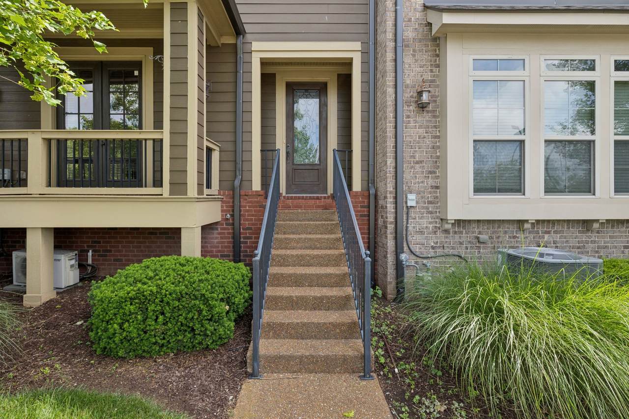 1102 Smokewood Way - Photo 1