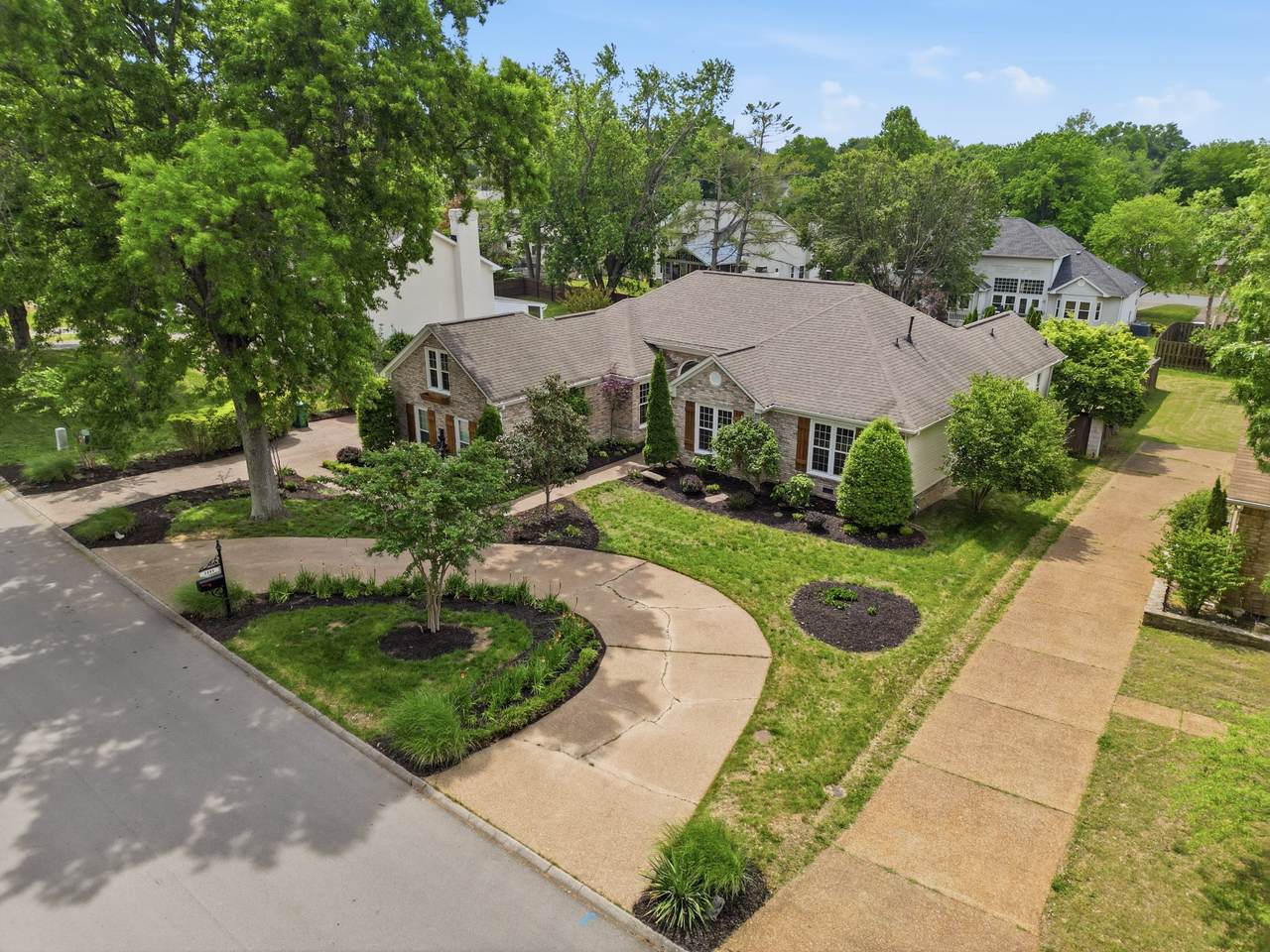 https://bt-photos.global.ssl.fastly.net/nashville/1280_boomver_1_RTC3184761-1.jpg