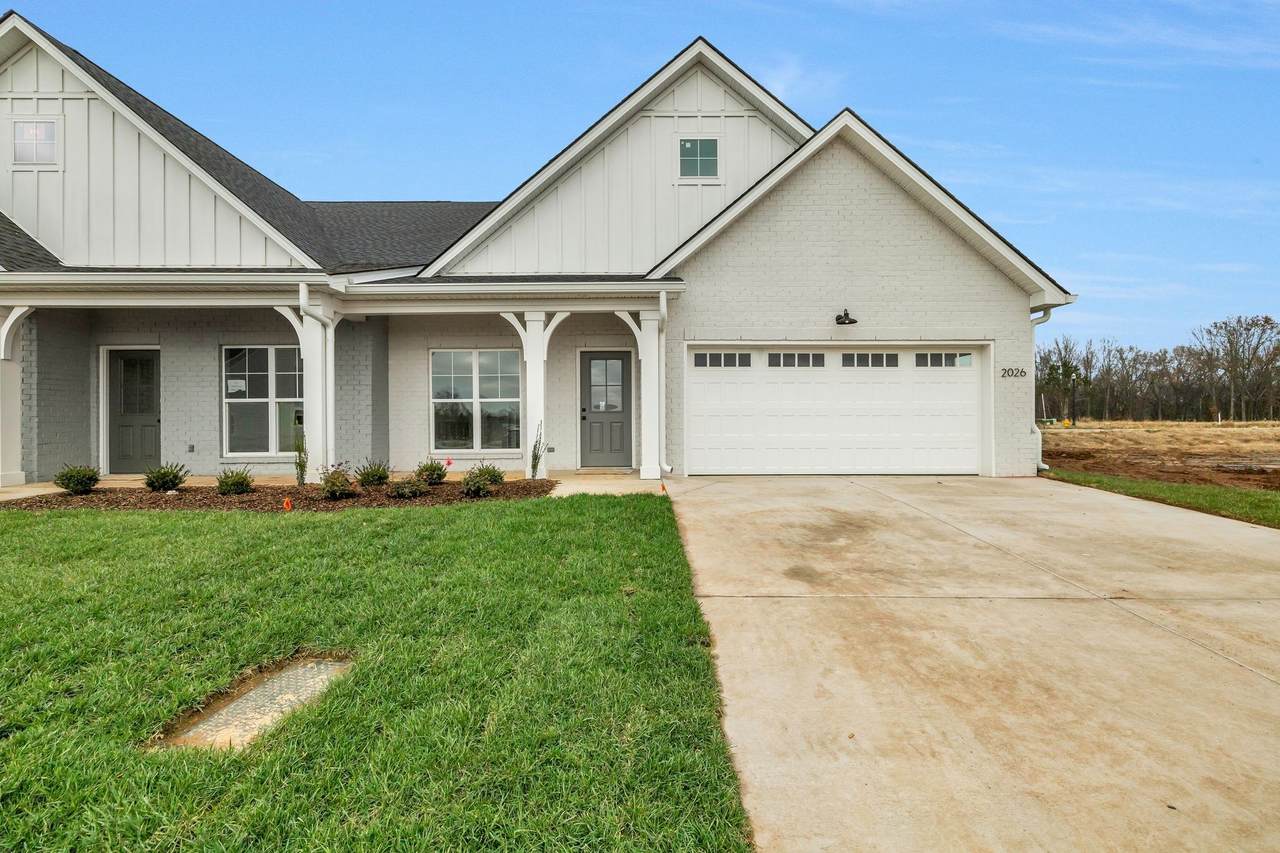 1960 Grace Johns Cir - Photo 1