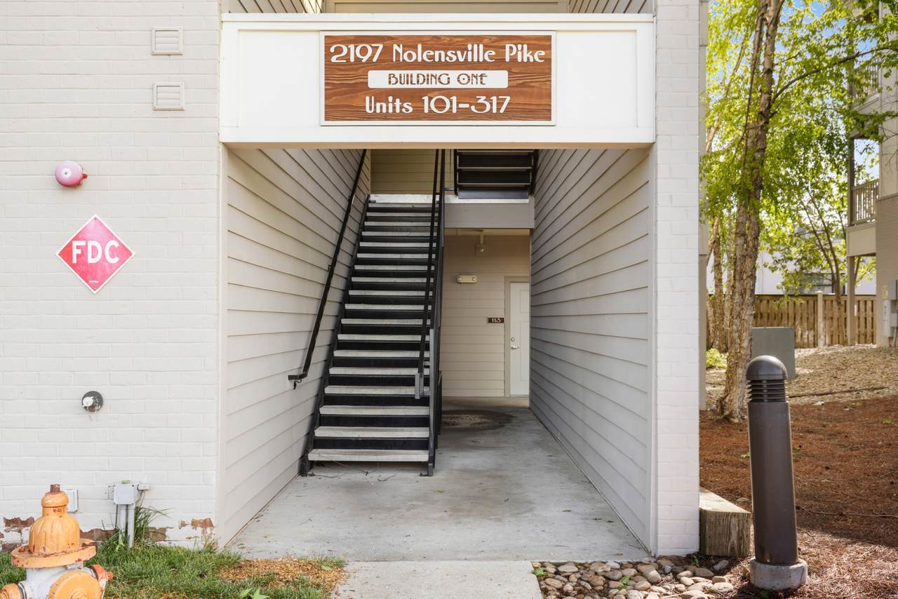 https://bt-photos.global.ssl.fastly.net/nashville/1280_boomver_1_RTC3184835-1.jpg
