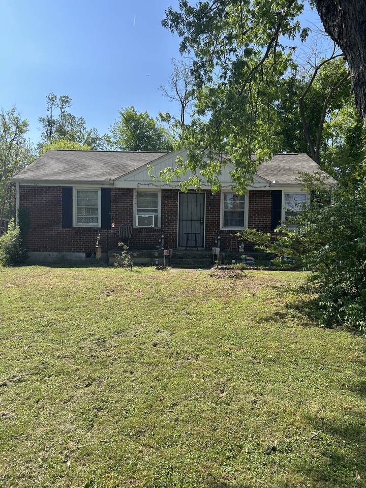 2926 Ironwood Dr - Photo 1