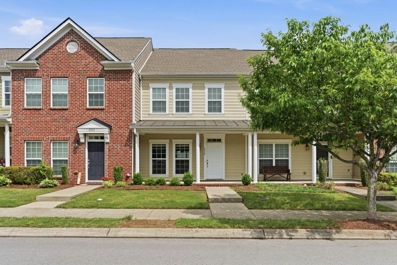 2020 Hemlock Dr - Photo 1