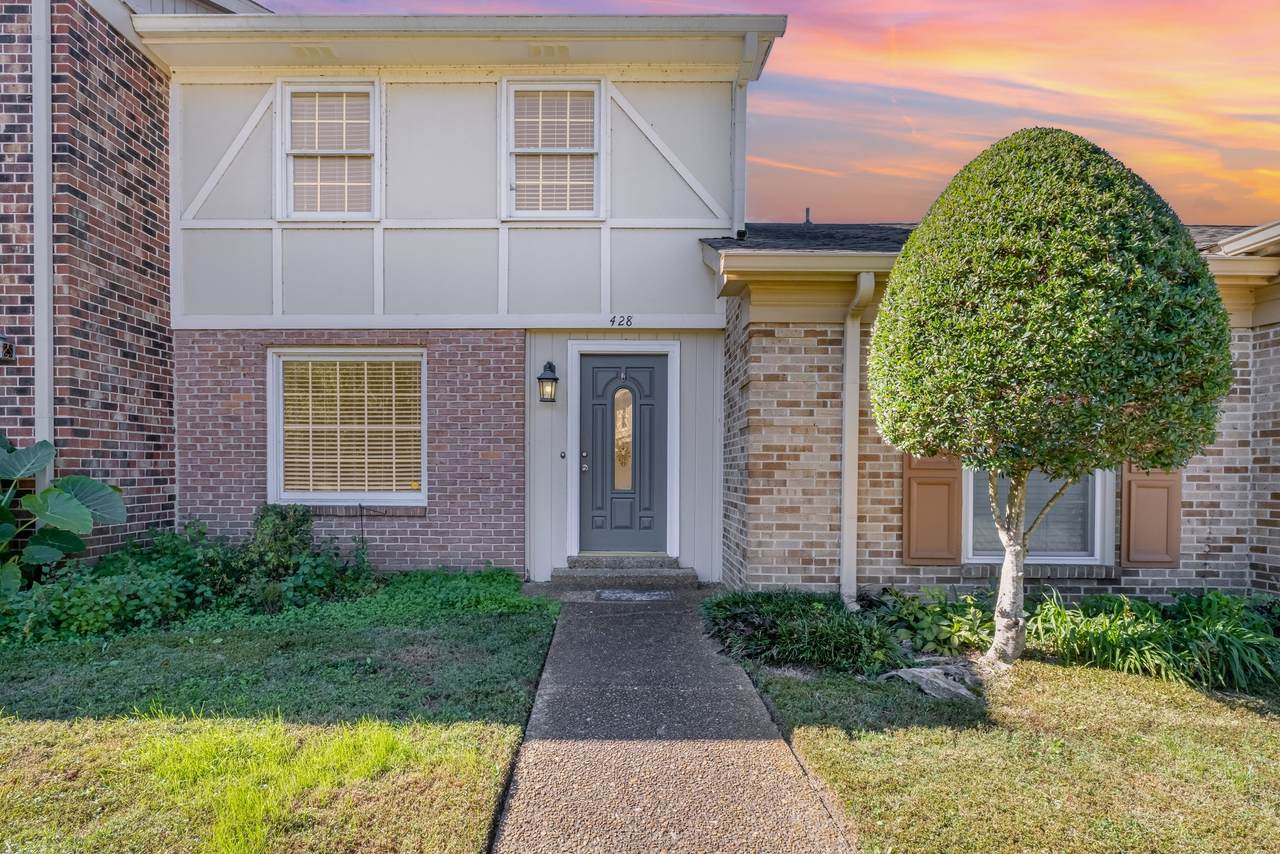 428 Plantation Ct - Photo 1
