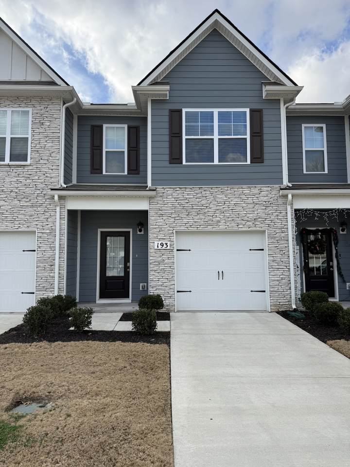 193 Mackenzie Way - Photo 1